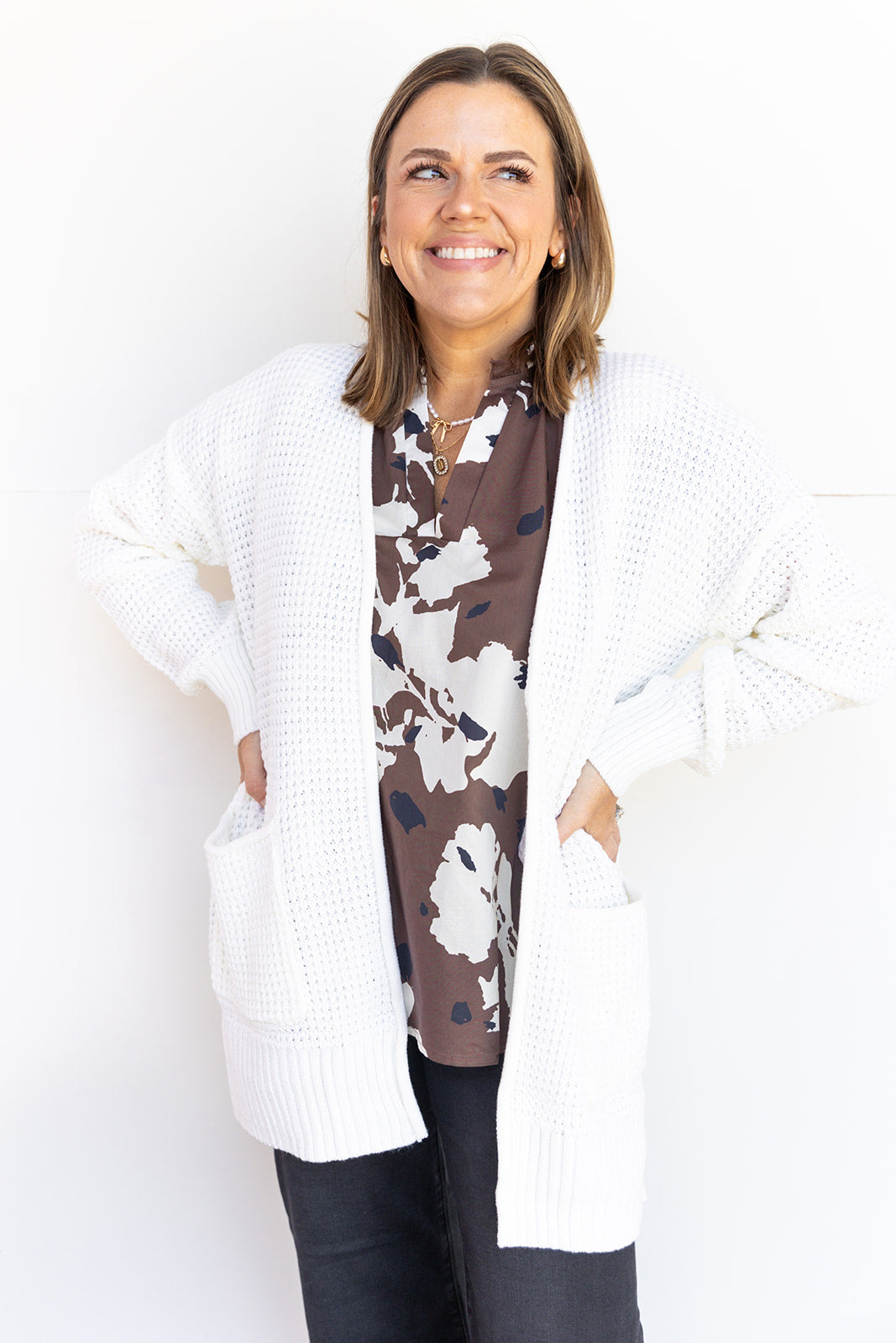 Cuddle me cardigan - white