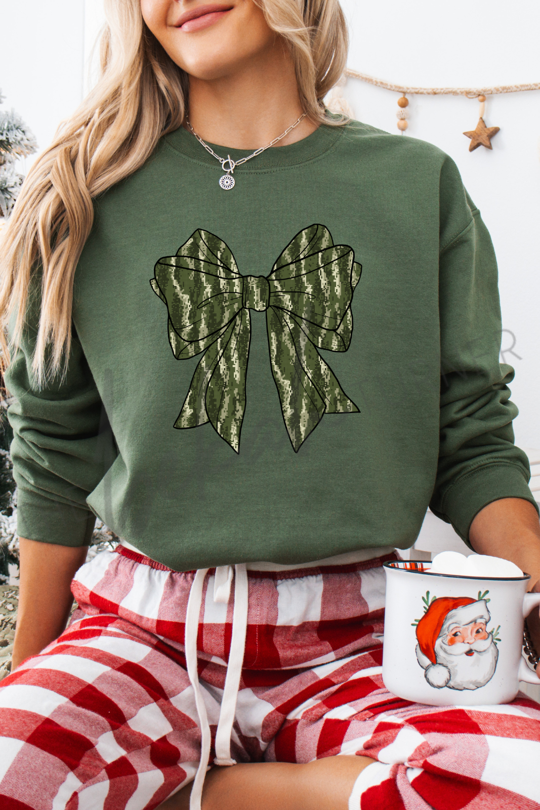 Hunting Bow Sweatshirt - Hunter Green